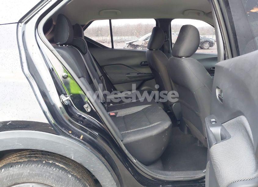 Photo 8 of 2020 Nissan Kicks S XTRONIC CVT (VIN 3N1CP5BV6LL541966)