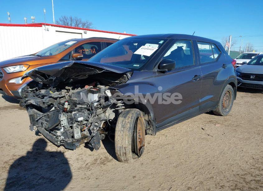 Photo 2 of 2020 Nissan Kicks S XTRONIC CVT (VIN 3N1CP5BV6LL548979)