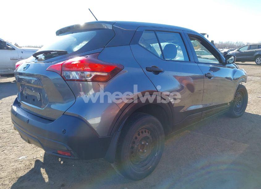 Photo 4 of 2020 Nissan Kicks S XTRONIC CVT (VIN 3N1CP5BV6LL548979)