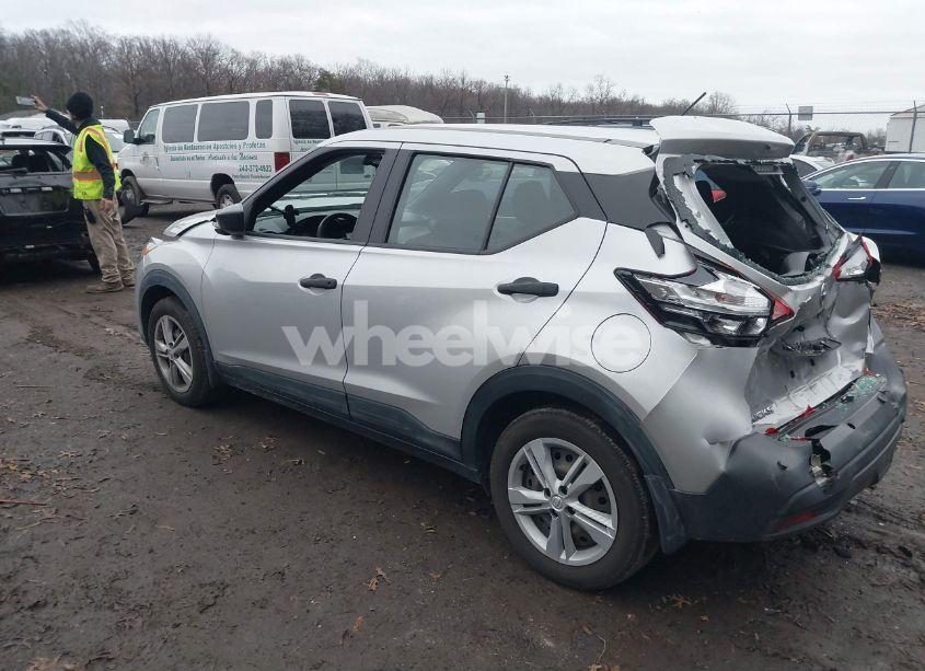 Photo 3 of 2020 Nissan Kicks S XTRONIC CVT (VIN 3N1CP5BV6LL550747)