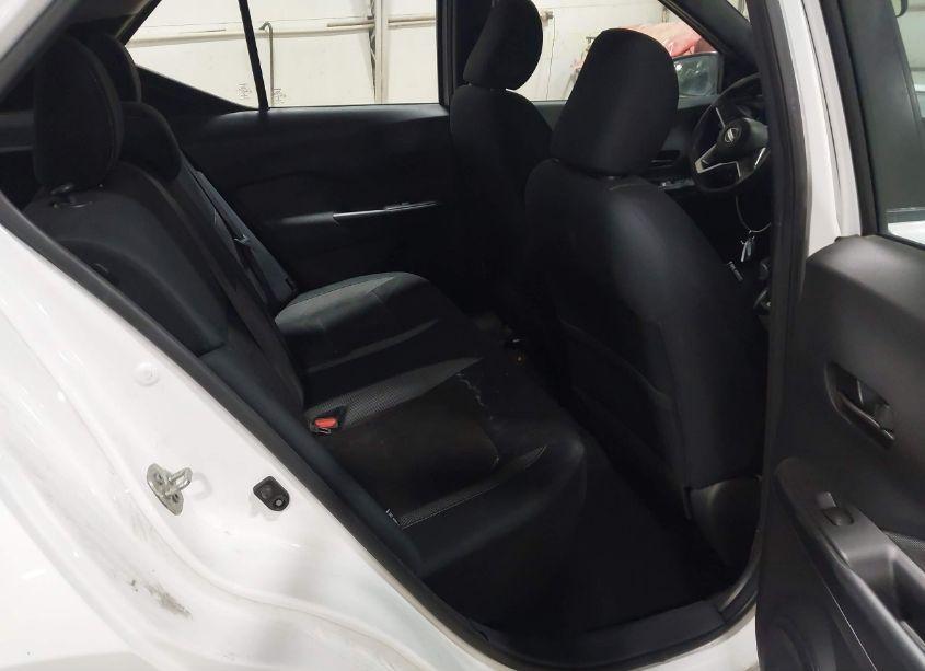 Photo 8 of 2020 Nissan Kicks S XTRONIC CVT (VIN 3N1CP5BV6LL559139)