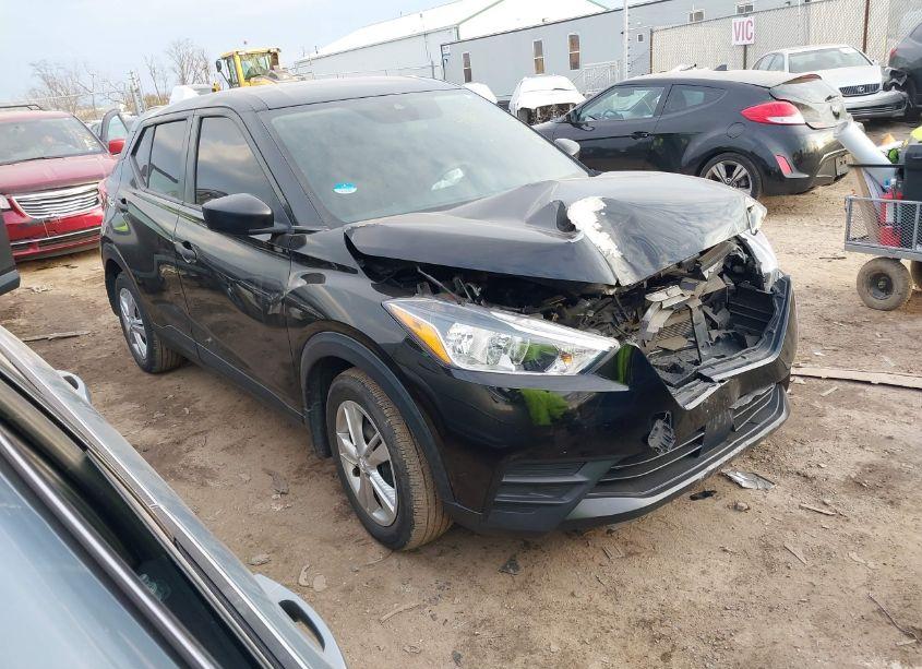 2020 Nissan Kicks S XTRONIC CVT (VIN 3N1CP5BV6LL562848) main photo