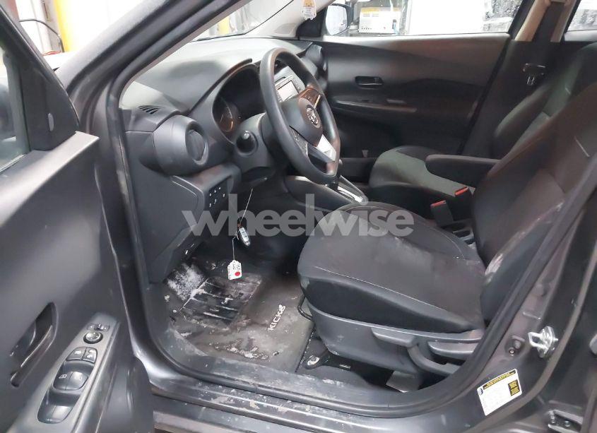 Photo 5 of 2021 Nissan Kicks S XTRONIC CVT (VIN 3N1CP5BV6ML533870)