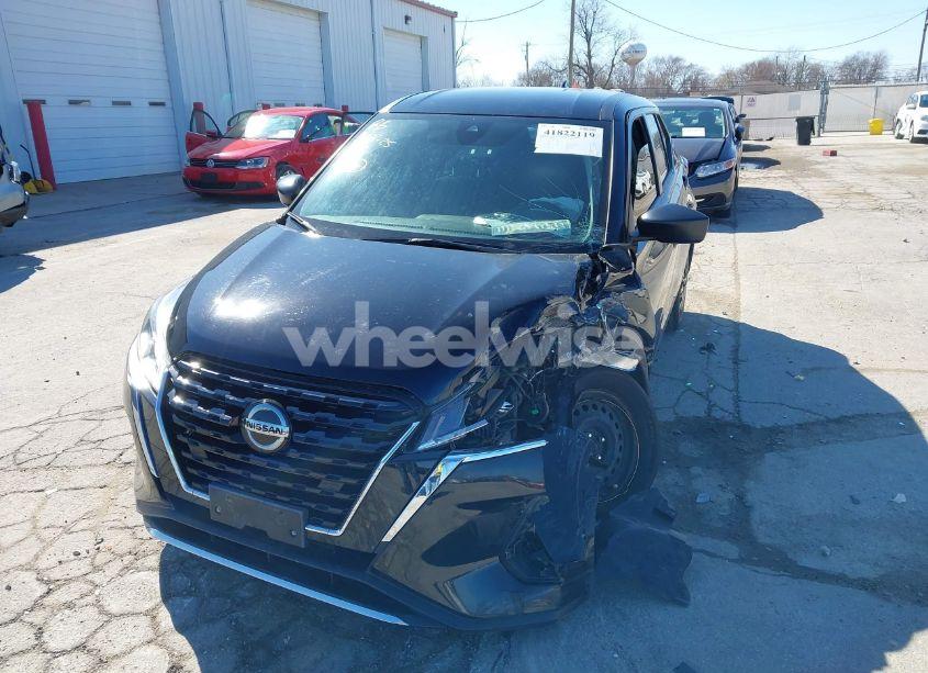 Photo 2 of 2021 Nissan Kicks S XTRONIC CVT (VIN 3N1CP5BV6ML540480)