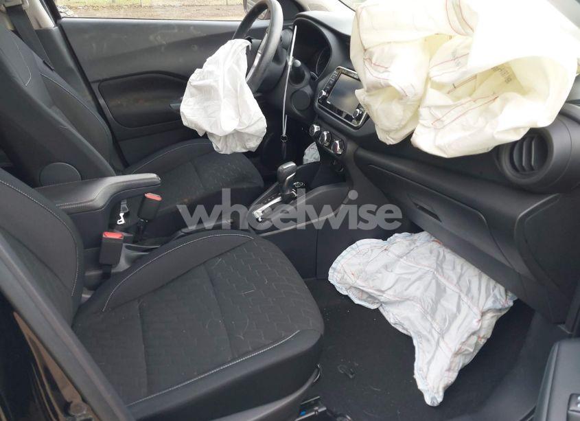 Photo 5 of 2021 Nissan Kicks S XTRONIC CVT (VIN 3N1CP5BV6ML541547)