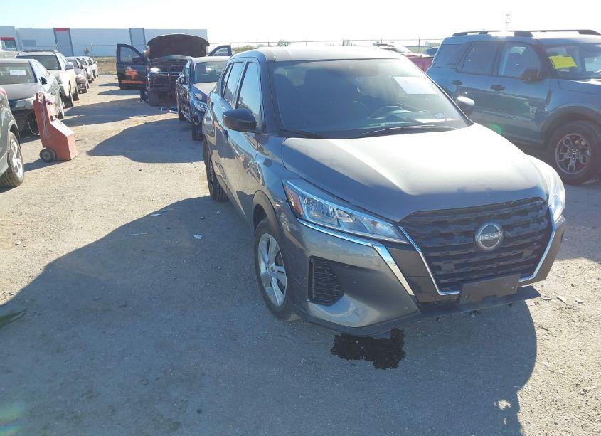 2022 Nissan Kicks S XTRONIC CVT (VIN 3N1CP5BV6NL475308) main photo