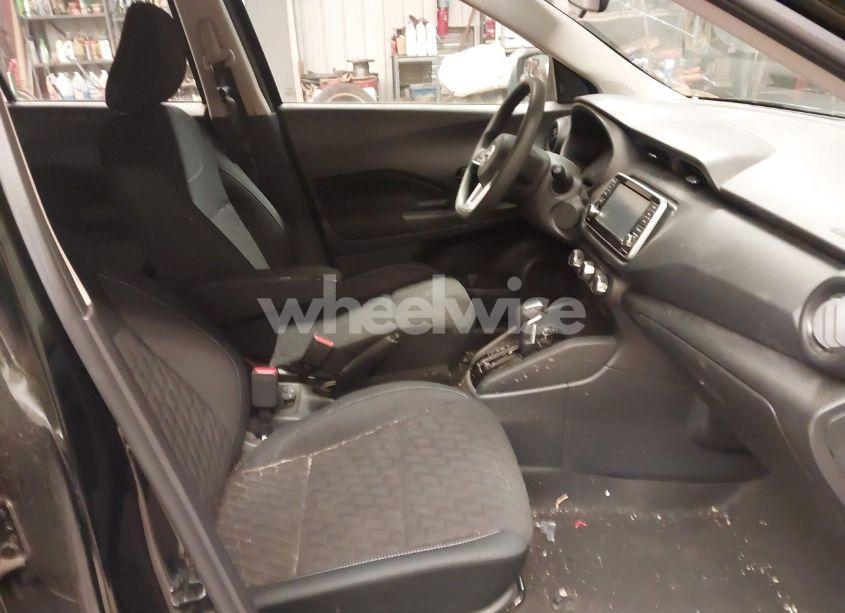 Photo 5 of 2022 Nissan Kicks S XTRONIC CVT (VIN 3N1CP5BV6NL488219)