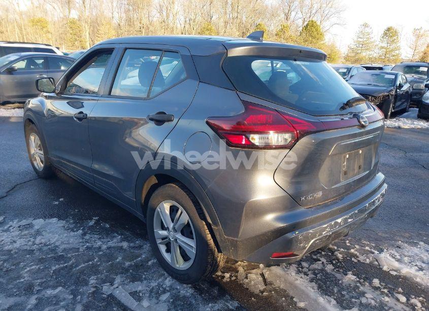 Photo 3 of 2022 Nissan Kicks S XTRONIC CVT (VIN 3N1CP5BV6NL490357)