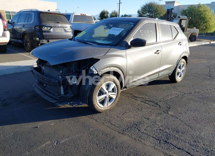 Photo 2 of 2022 Nissan Kicks S XTRONIC CVT (VIN 3N1CP5BV6NL505598)