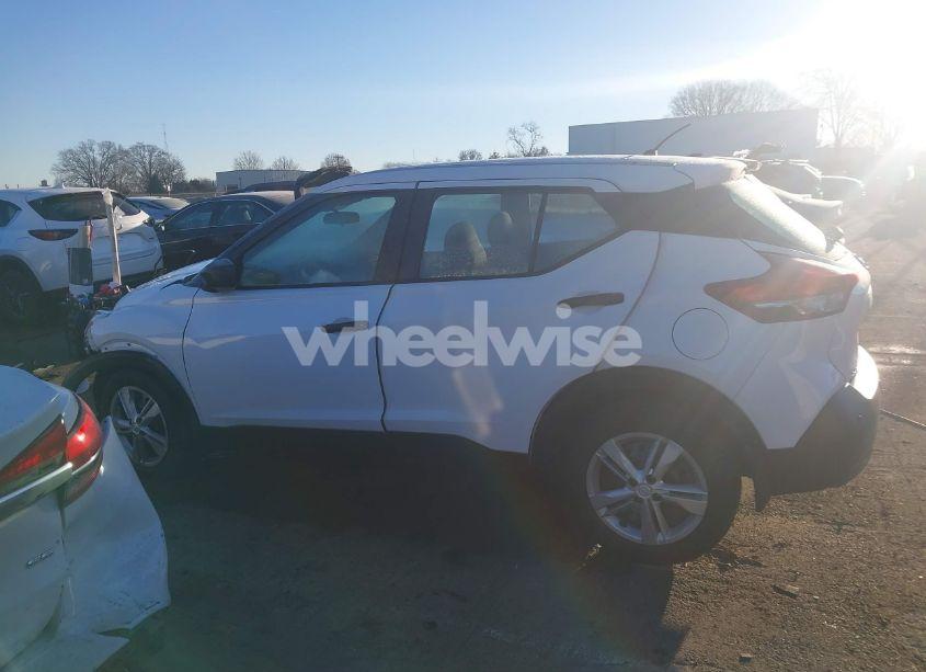 Photo 15 of 2020 Nissan Kicks S XTRONIC CVT (VIN 3N1CP5BV7LL521399)