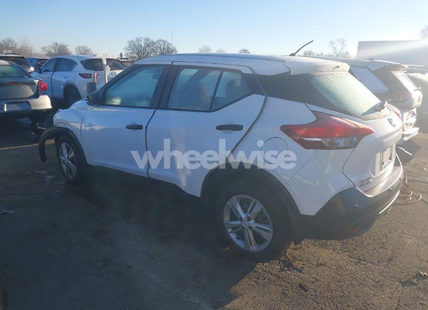 Photo 3 of 2020 Nissan Kicks S XTRONIC CVT (VIN 3N1CP5BV7LL521399)
