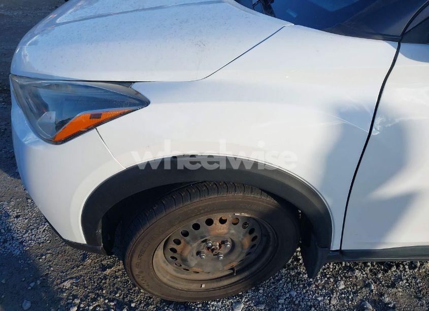 Photo 6 of 2020 Nissan Kicks S XTRONIC CVT (VIN 3N1CP5BV7LL526196)