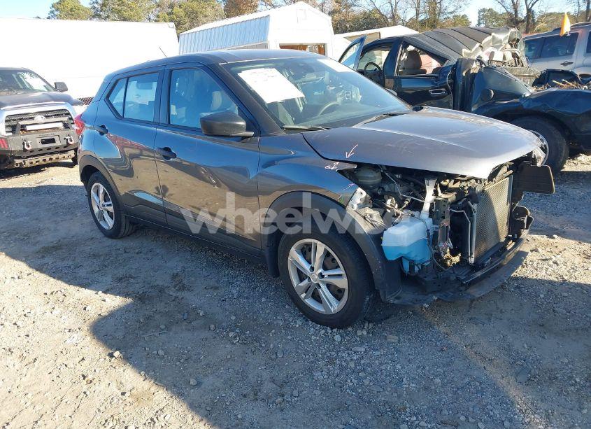 2020 Nissan Kicks S XTRONIC CVT (VIN 3N1CP5BV7LL560655) main photo