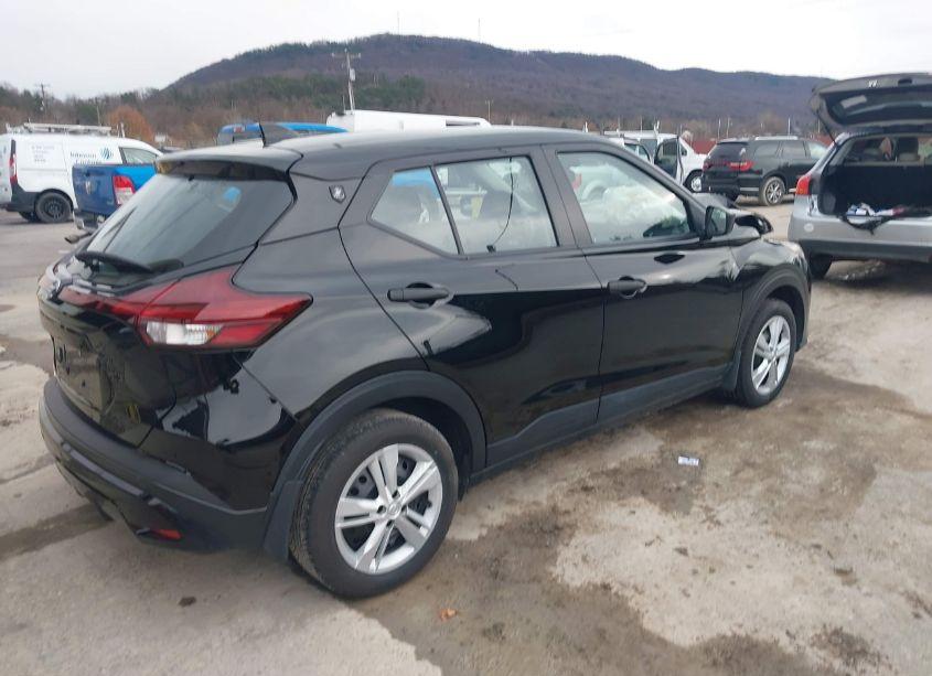 Photo 4 of 2021 Nissan Kicks S XTRONIC CVT (VIN 3N1CP5BV7ML488003)