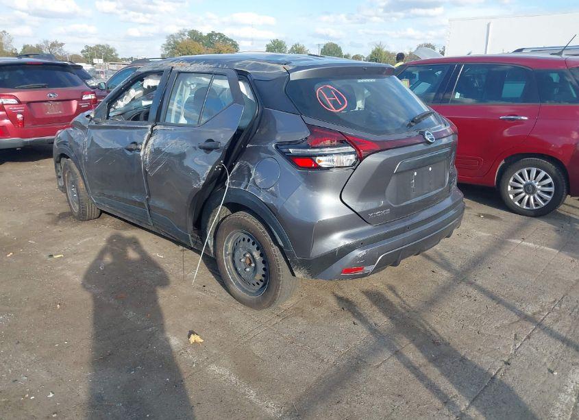 Photo 3 of 2021 Nissan Kicks S XTRONIC CVT (VIN 3N1CP5BV7ML498465)