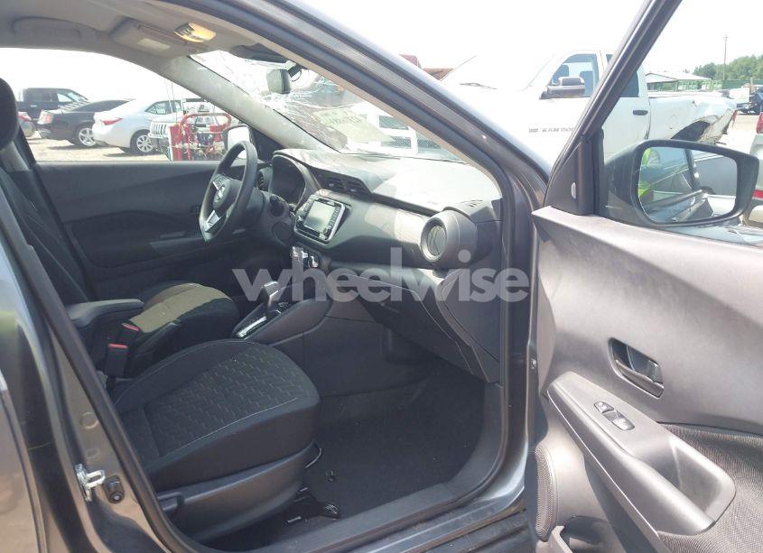 Photo 5 of 2021 Nissan Kicks S XTRONIC CVT (VIN 3N1CP5BV7ML540701)