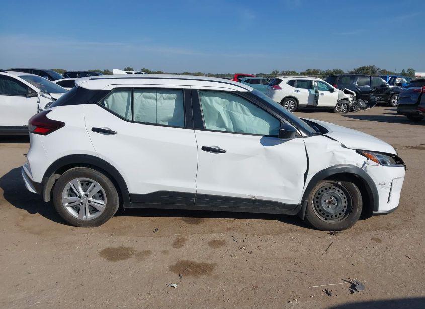 Photo 13 of 2024 Nissan Kicks S XTRONIC CVT (VIN 3N1CP5BV7RL501534)