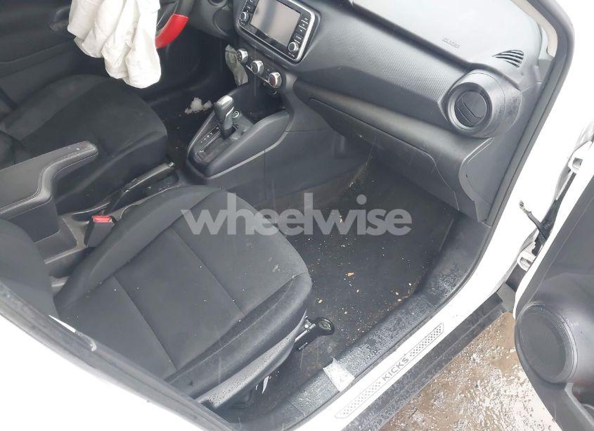 Photo 5 of 2024 Nissan Kicks S XTRONIC CVT (VIN 3N1CP5BV7RL532282)