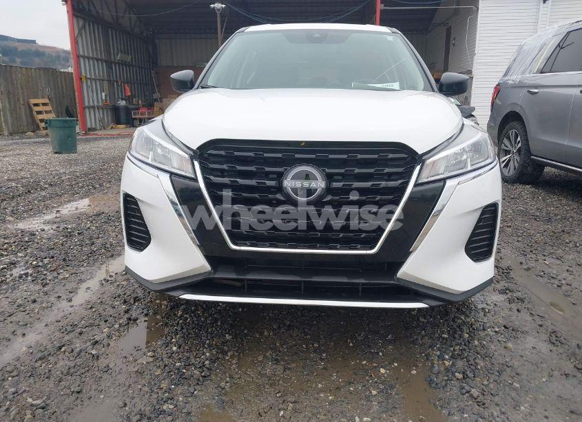 Photo 13 of 2024 Nissan Kicks S XTRONIC CVT (VIN 3N1CP5BV7RL552497)