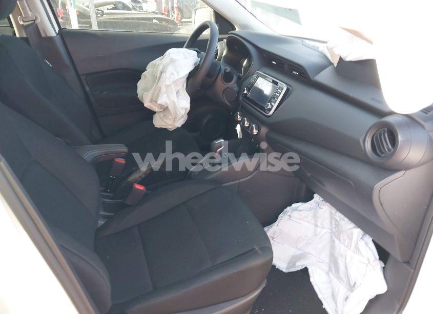 Photo 5 of 2024 Nissan Kicks S XTRONIC CVT (VIN 3N1CP5BV7RL581224)