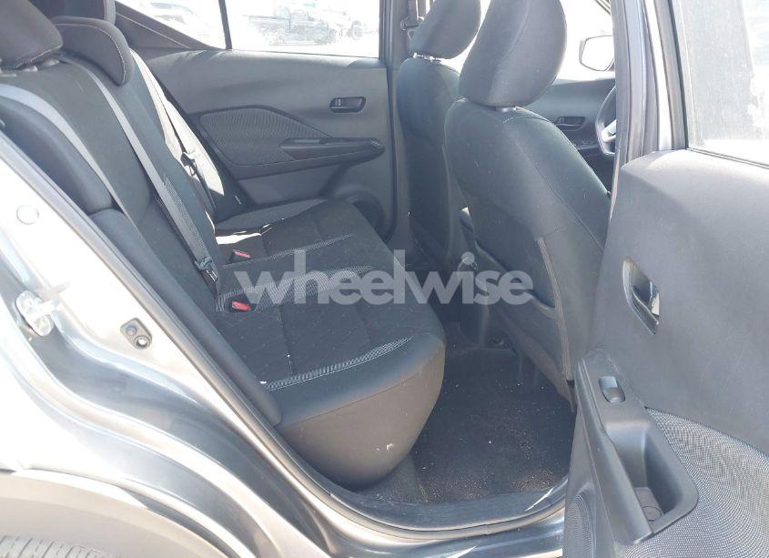 Photo 8 of 2020 Nissan Kicks S XTRONIC CVT (VIN 3N1CP5BV8LL531181)