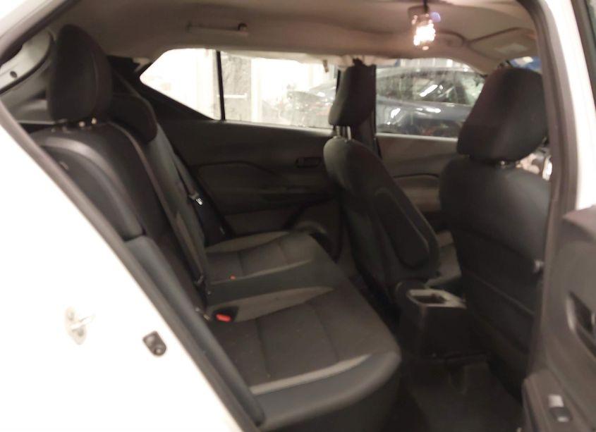 Photo 8 of 2020 Nissan Kicks S XTRONIC CVT (VIN 3N1CP5BV8LL531861)