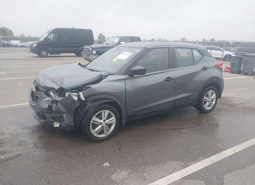 Photo 2 of 2020 Nissan Kicks S XTRONIC CVT (VIN 3N1CP5BV8LL572541)