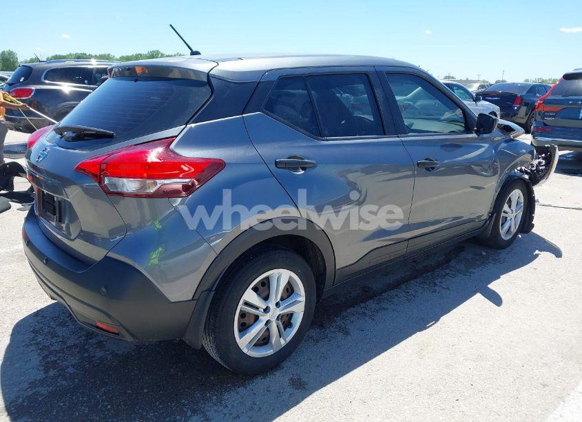 Photo 4 of 2020 Nissan Kicks S XTRONIC CVT (VIN 3N1CP5BV8LL575259)