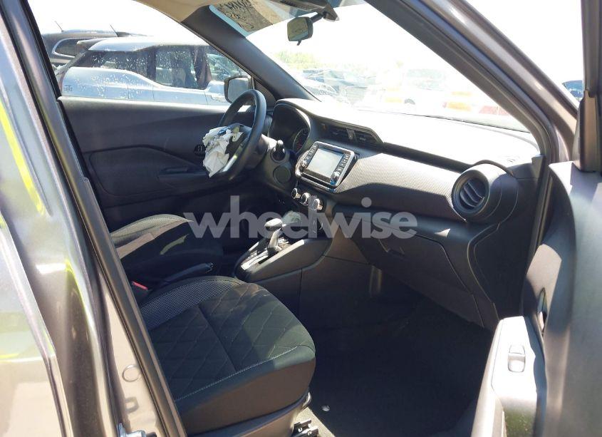 Photo 5 of 2020 Nissan Kicks S XTRONIC CVT (VIN 3N1CP5BV8LL575259)