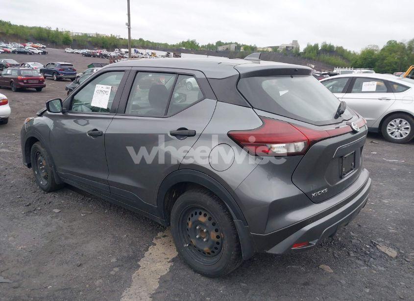 Photo 3 of 2021 Nissan Kicks S XTRONIC CVT (VIN 3N1CP5BV8ML494702)
