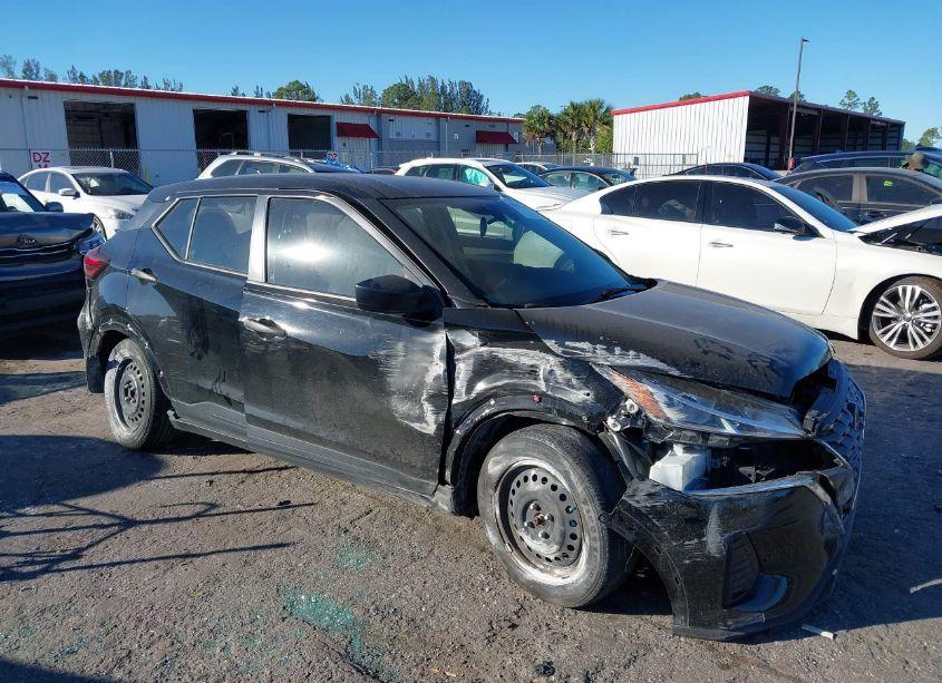 2021 Nissan Kicks S XTRONIC CVT (VIN 3N1CP5BV8ML517184) main photo