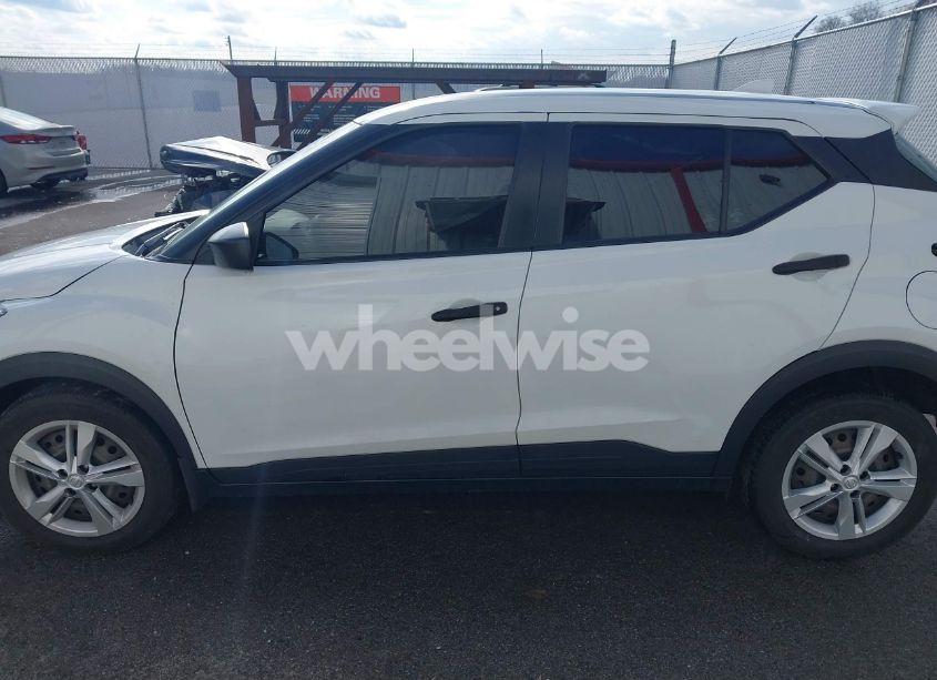 Photo 15 of 2022 Nissan Kicks S XTRONIC CVT (VIN 3N1CP5BV8NL521589)