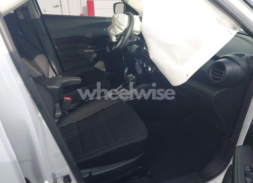 Photo 5 of 2022 Nissan Kicks S XTRONIC CVT (VIN 3N1CP5BV8NL521589)