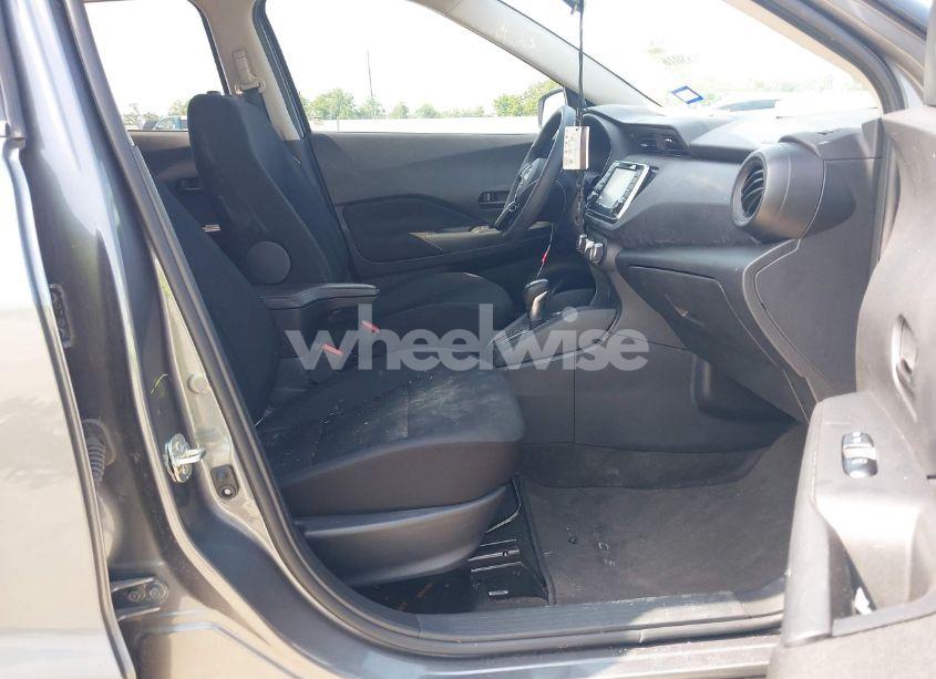 Photo 5 of 2023 Nissan Kicks S XTRONIC CVT (VIN 3N1CP5BV8PL563893)