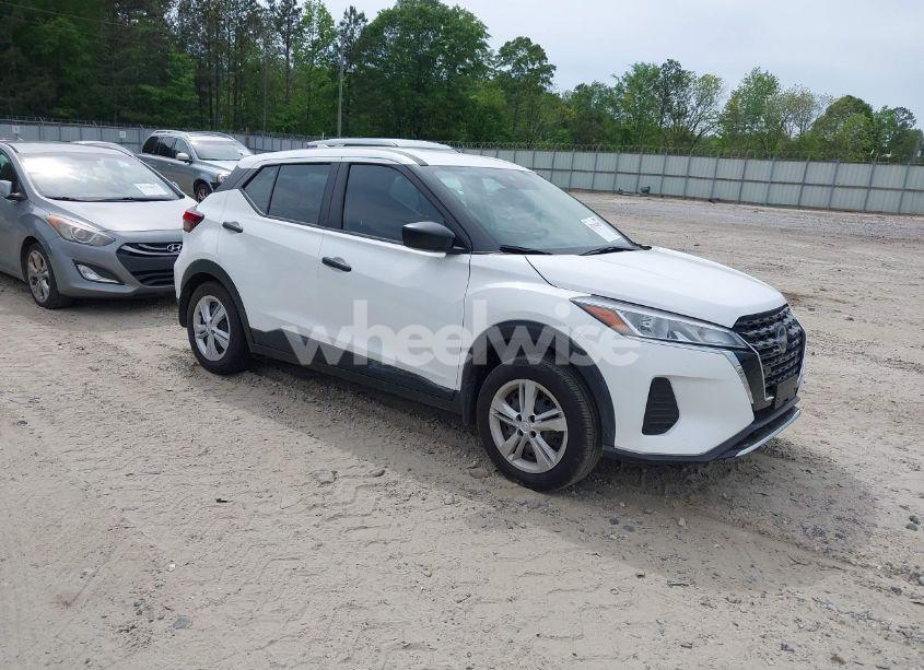 2024 Nissan Kicks S XTRONIC CVT (VIN 3N1CP5BV8RL556350) main photo