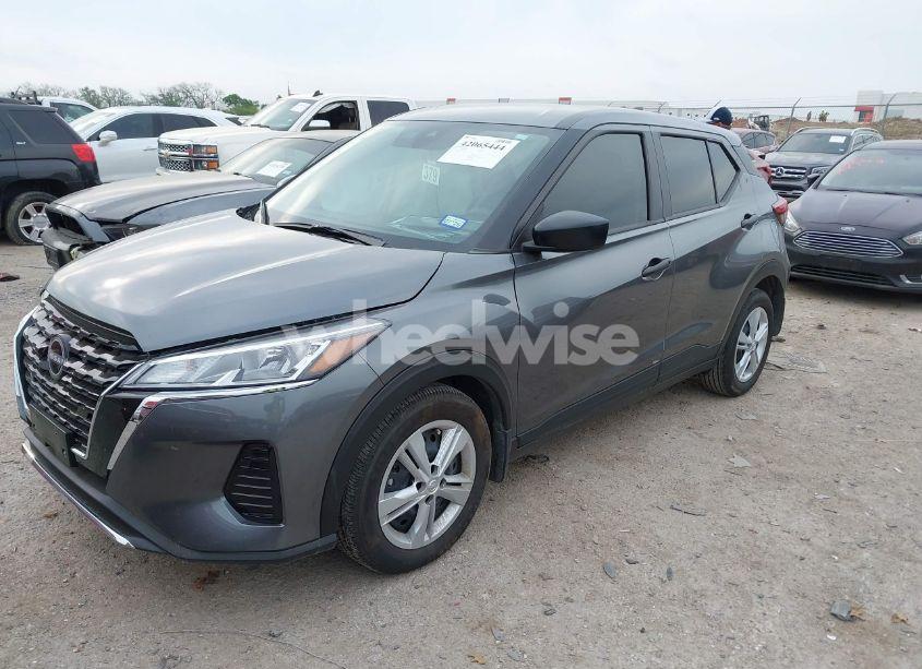 Photo 2 of 2024 Nissan Kicks S XTRONIC CVT (VIN 3N1CP5BV8RL579420)