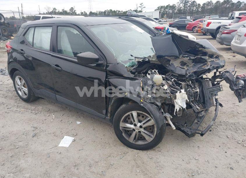 2020 Nissan Kicks S XTRONIC CVT (VIN 3N1CP5BV9LL496604) main photo