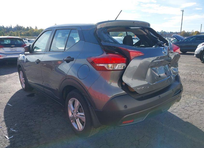 Photo 3 of 2020 Nissan Kicks S XTRONIC CVT (VIN 3N1CP5BV9LL500179)