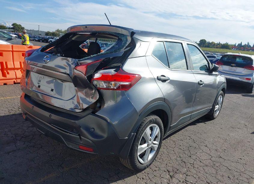 Photo 4 of 2020 Nissan Kicks S XTRONIC CVT (VIN 3N1CP5BV9LL500179)