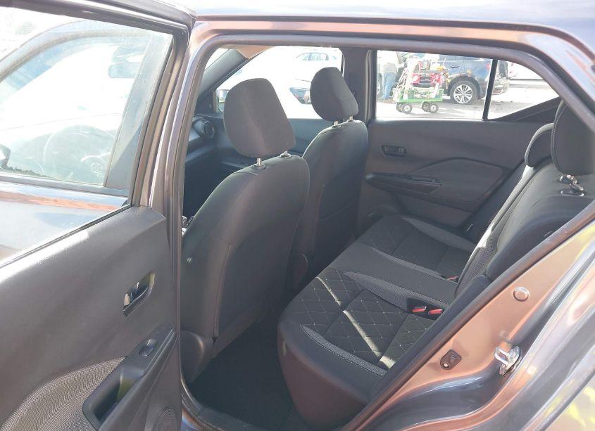 Photo 8 of 2020 Nissan Kicks S XTRONIC CVT (VIN 3N1CP5BV9LL500179)