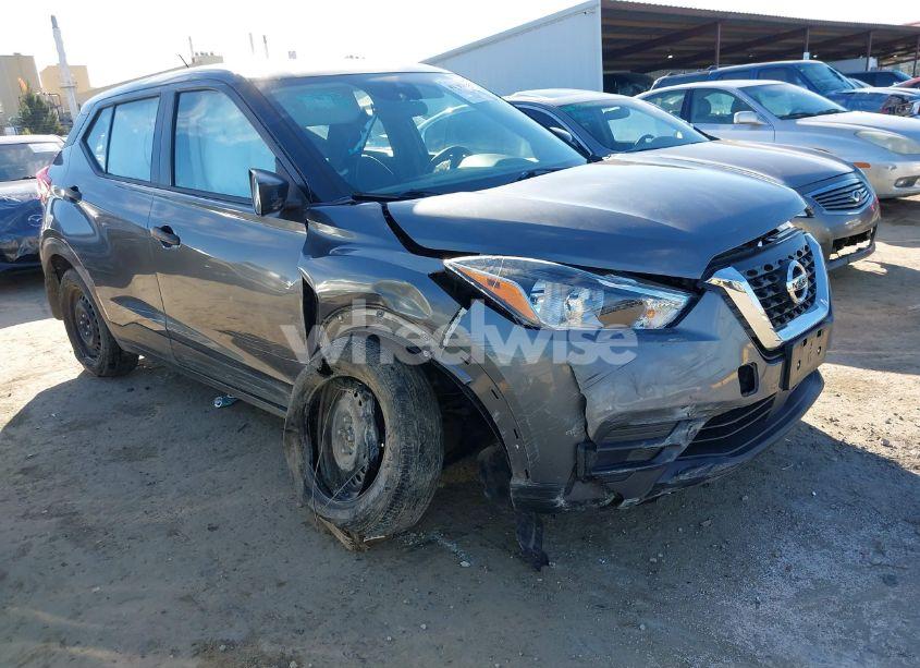 2020 Nissan Kicks S XTRONIC CVT (VIN 3N1CP5BV9LL524014) main photo