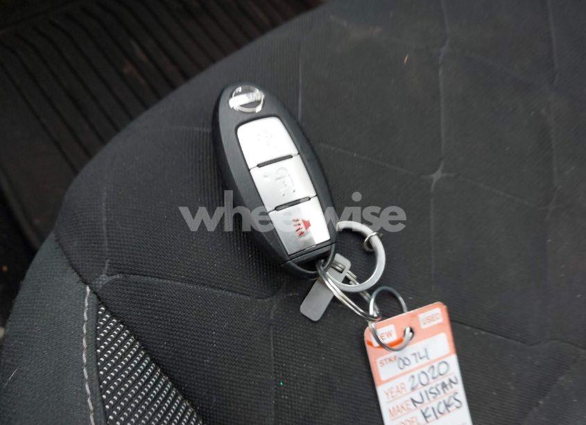 Photo 11 of 2020 Nissan Kicks S XTRONIC CVT (VIN 3N1CP5BV9LL530914)