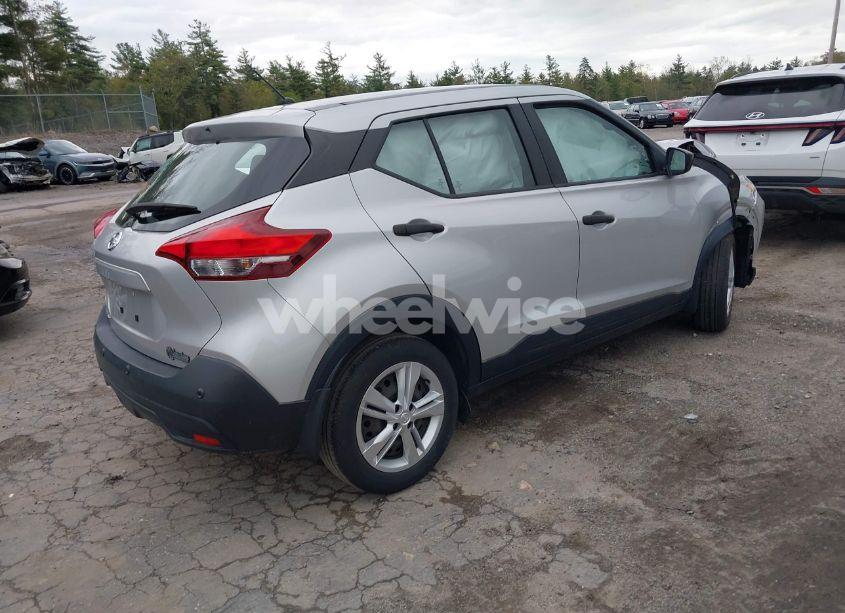 Photo 4 of 2020 Nissan Kicks S XTRONIC CVT (VIN 3N1CP5BV9LL563069)