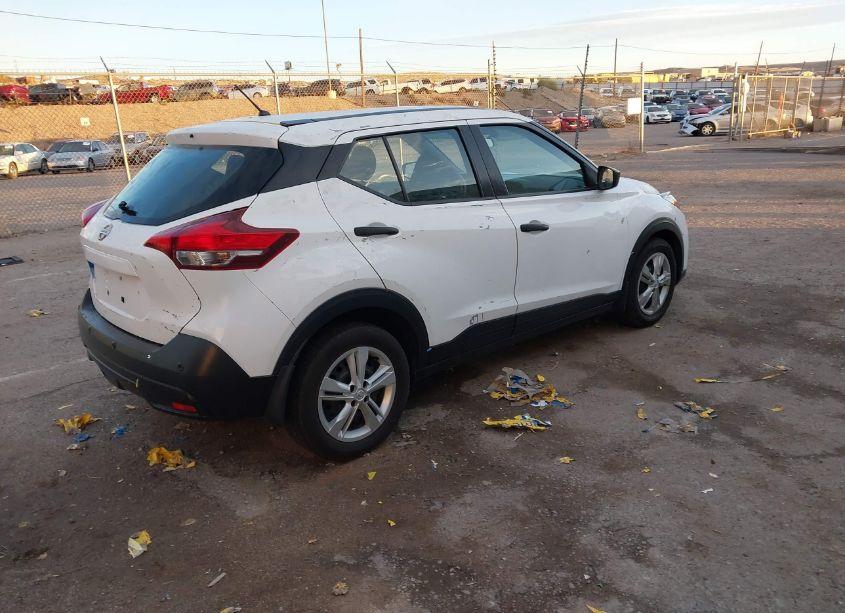 Photo 4 of 2020 Nissan Kicks S XTRONIC CVT (VIN 3N1CP5BV9LL563718)