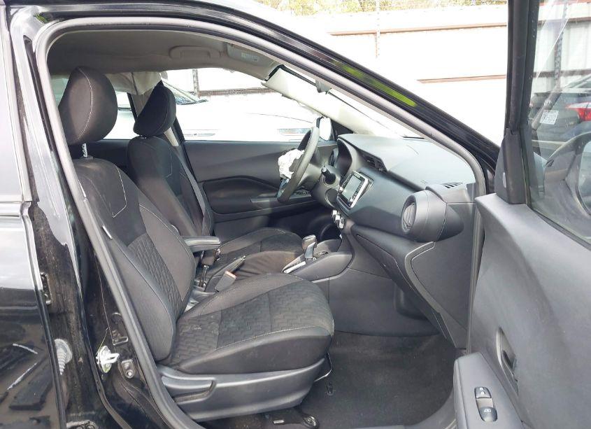 Photo 5 of 2021 Nissan Kicks S XTRONIC CVT (VIN 3N1CP5BV9ML495485)