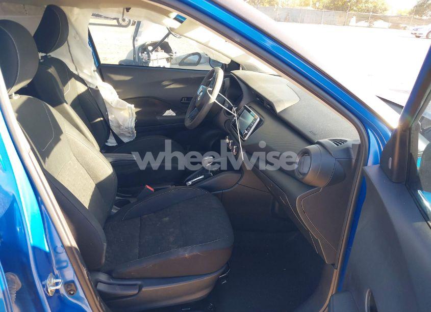 Photo 5 of 2021 Nissan Kicks S XTRONIC CVT (VIN 3N1CP5BV9ML554518)