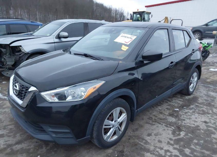 Photo 2 of 2020 Nissan Kicks S XTRONIC CVT (VIN 3N1CP5BVXLL520005)