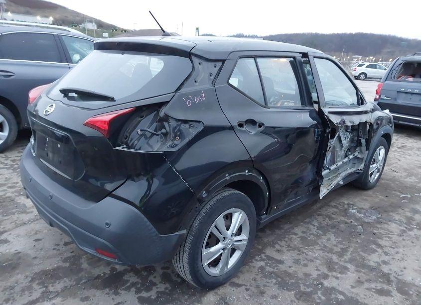 Photo 4 of 2020 Nissan Kicks S XTRONIC CVT (VIN 3N1CP5BVXLL520005)