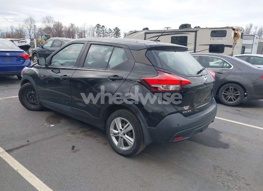 Photo 3 of 2020 Nissan Kicks S XTRONIC CVT (VIN 3N1CP5BVXLL569642)
