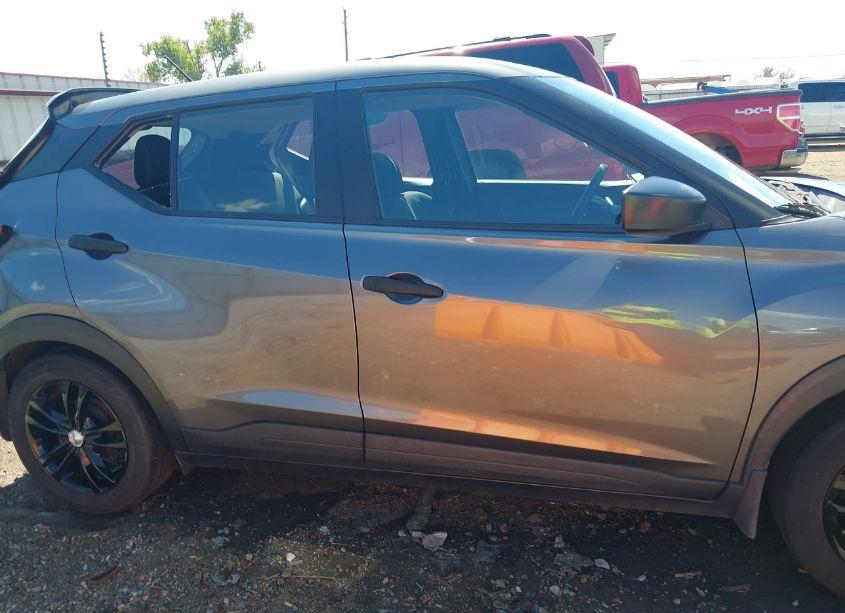 Photo 14 of 2020 Nissan Kicks S XTRONIC CVT (VIN 3N1CP5BVXLL580379)